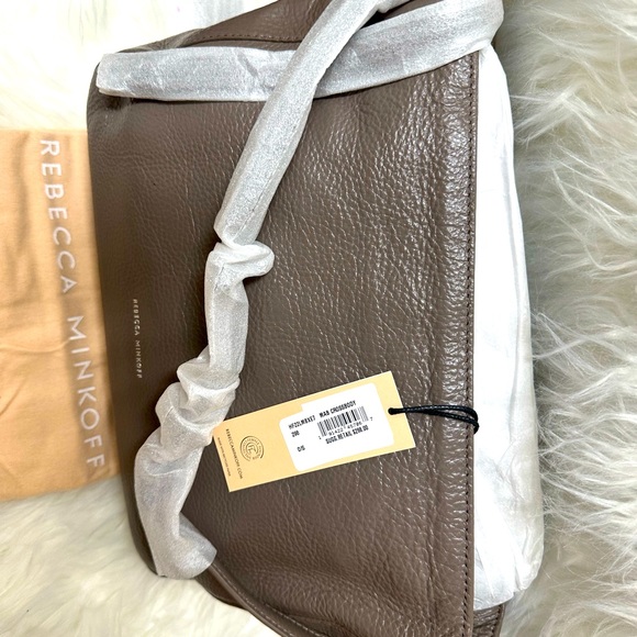 Rebecca Minkoff

Mab Crossbody/ NWT Rebecca Minkoff Deep Taupe - Picture 4 of 11